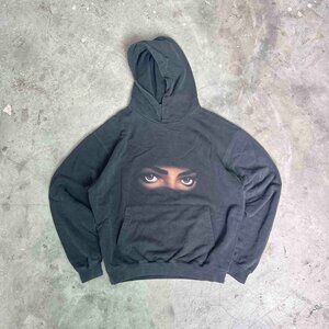Mysterious Eyes Themed Hoodie Size L